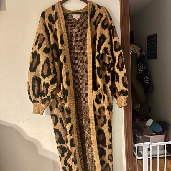 Show Me Your MuMu Out and About Heavy Knit Leopard Cheetah Print Large Cardigan - Picture 2 of 7
